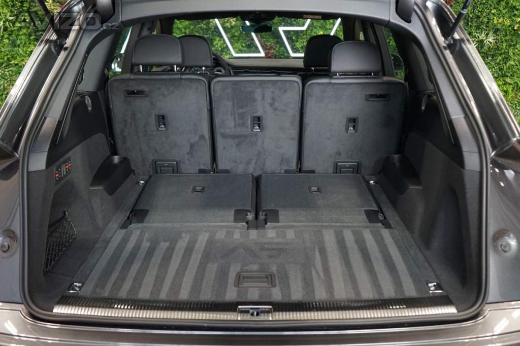 Foto inzerátu Audi Q7 50 TDI*QUATTRO*7MÍST*TAŽ*VZDUC