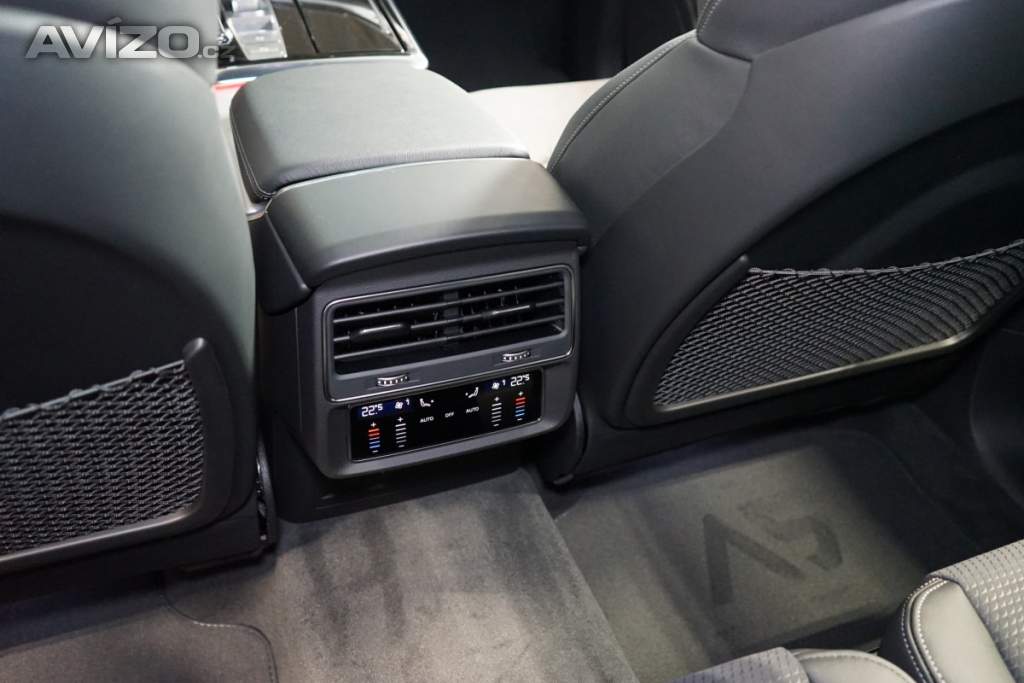 Foto inzerátu Audi Q7 50 TDI*QUATTRO*7MÍST*TAŽ*VZDUC