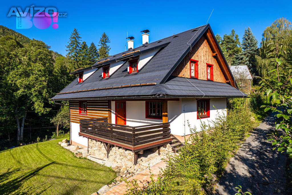 Prodej krásné novostavby v tradičním beskydském stylu - Ostravice