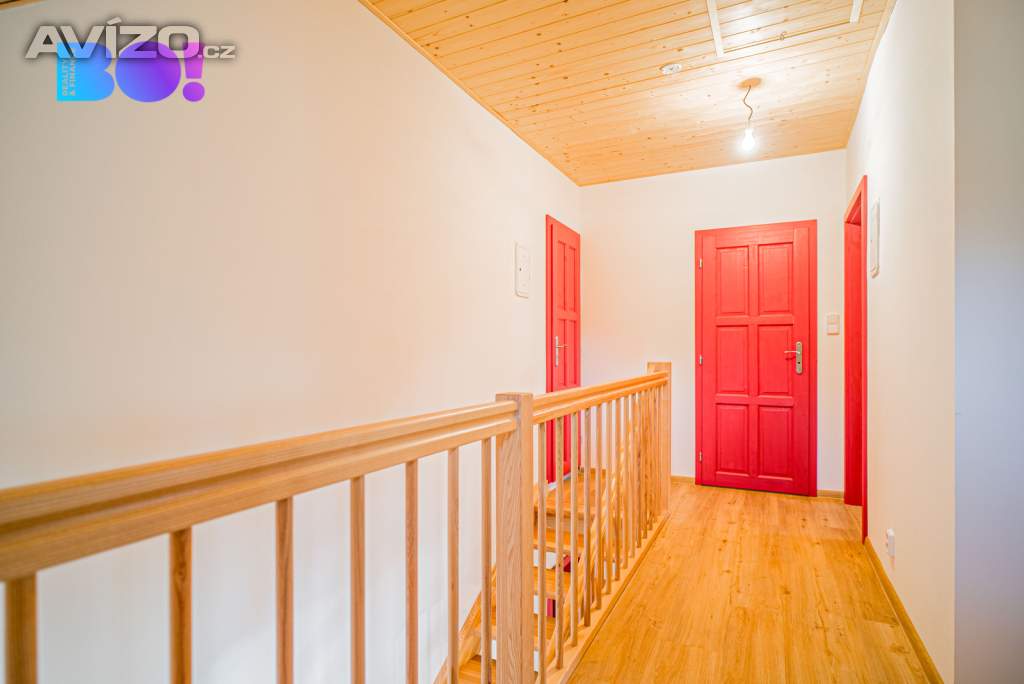 Foto inzerátu Prodej krásné novostavby v tradičním beskydském stylu - Ostravice