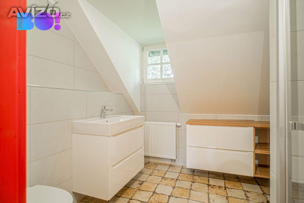 Foto inzerátu Prodej krásné novostavby v tradičním beskydském stylu - Ostravice