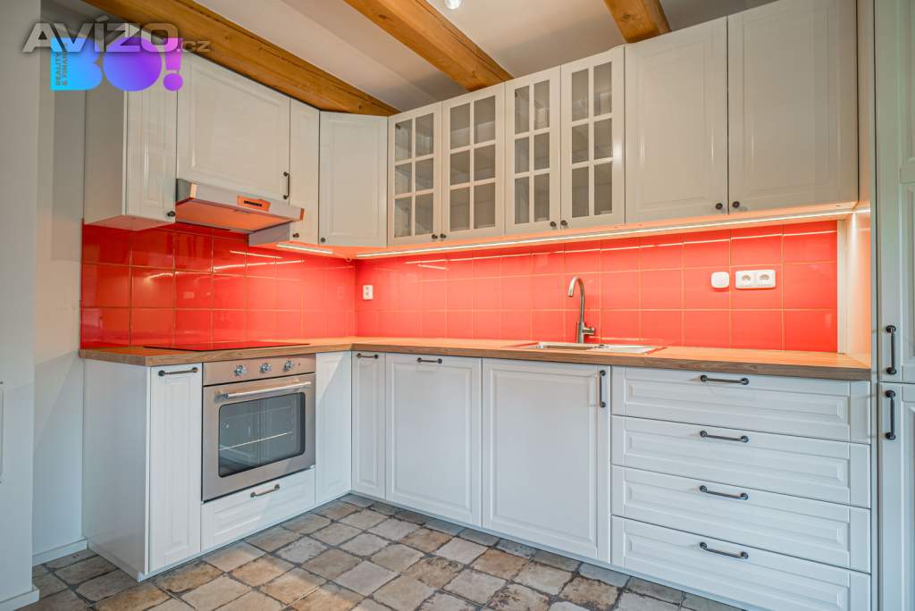 Foto inzerátu Prodej krásné novostavby v tradičním beskydském stylu - Ostravice