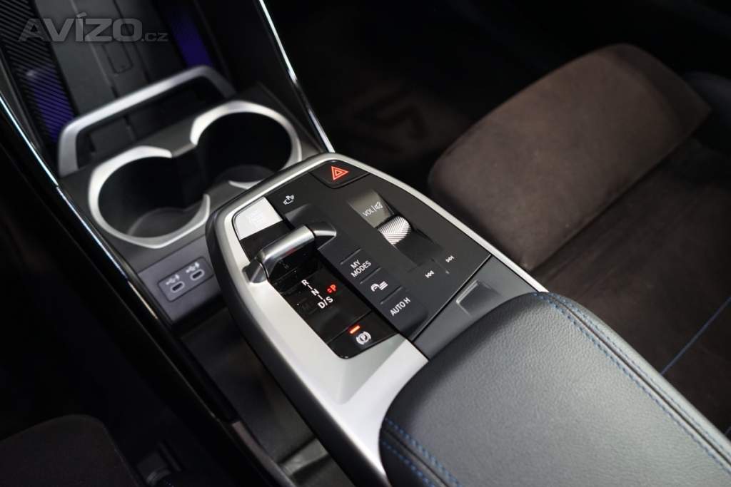 Foto inzerátu BMW X1 xDRIVE23i*PANO*360*HUD*SERVICE