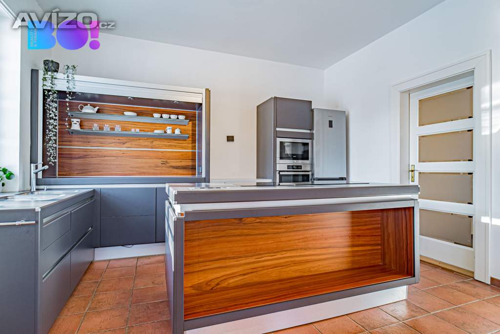 Foto inzerátu Prodej vily 7+kk se stavebním pozemkem, Frýdlant nad Ostravicí