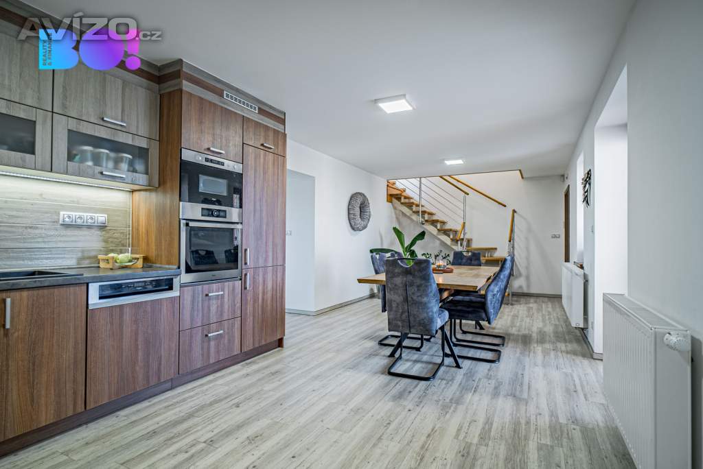 Foto inzerátu Prodej rodinného domu 7+2, Vlkoš