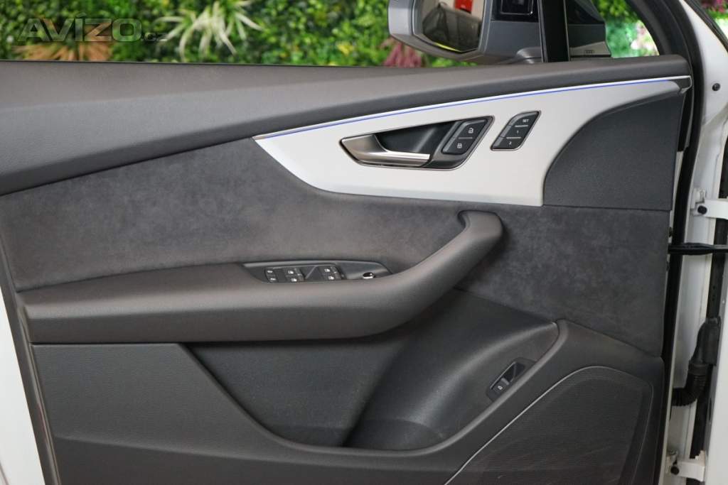 Foto inzerátu Audi Q7 50 TDI*MATRIX*VZDUCH*TAŽ*S-LIN