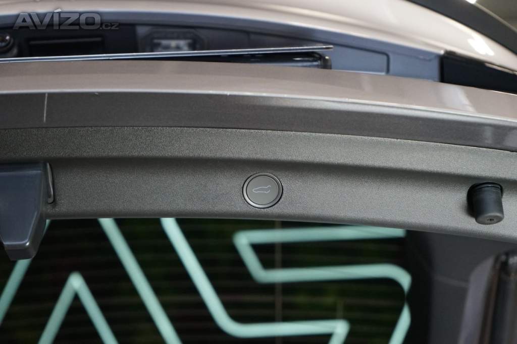 Foto inzerátu Tesla Model Y DUAL-MOTOR*PERFORMANCE*