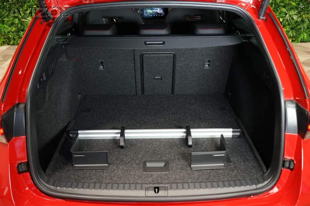 Foto inzerátu Škoda Octavia RS*COMBI*2.0 TDI*CARPLAY*ACC