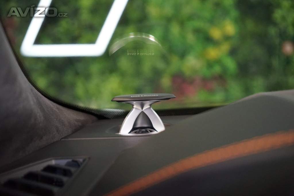 Foto inzerátu Lamborghini Urus S*PANO*MASÁŽ*360*B&O3D*TAŽ*