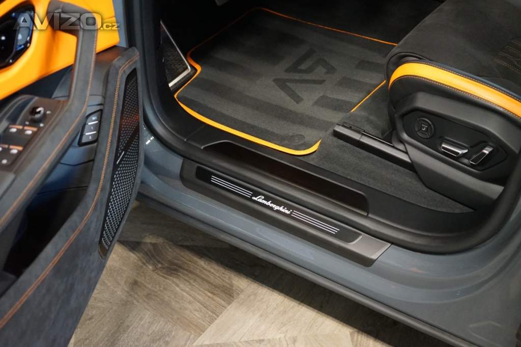 Foto inzerátu Lamborghini Urus S*PANO*MASÁŽ*360*B&O3D*TAŽ*