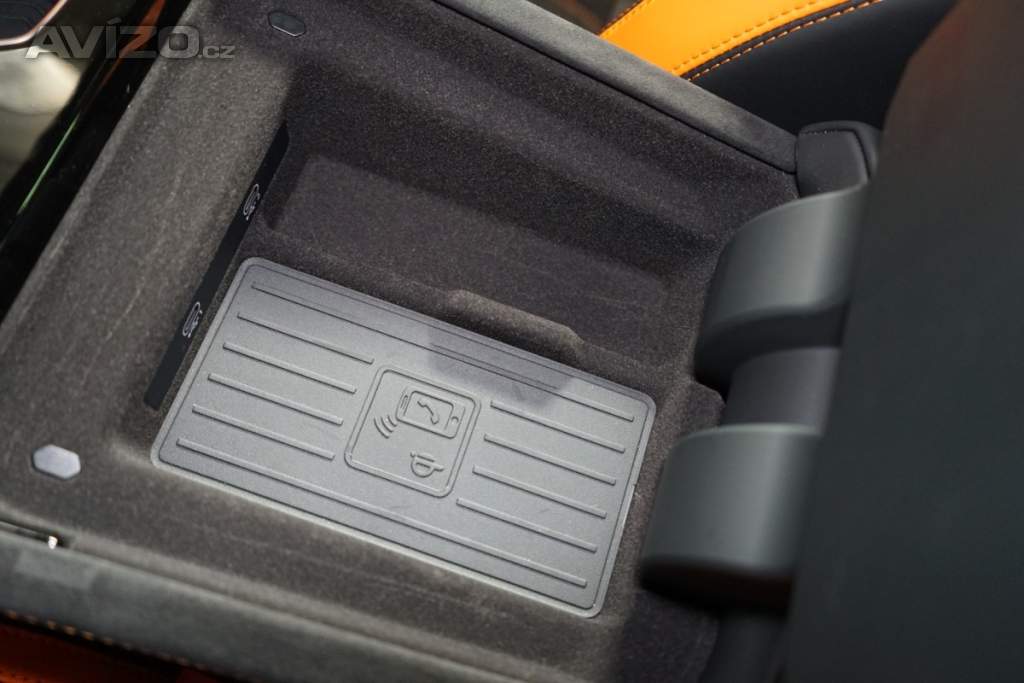 Foto inzerátu Lamborghini Urus S*PANO*MASÁŽ*360*B&O3D*TAŽ*