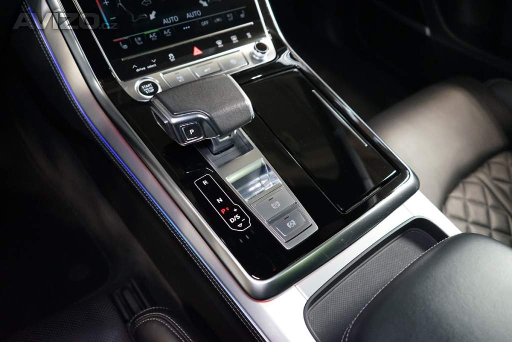 Foto inzerátu Audi Q8 50 TDI*MASÁŽ*NEZ.TOP*PANO*B&O