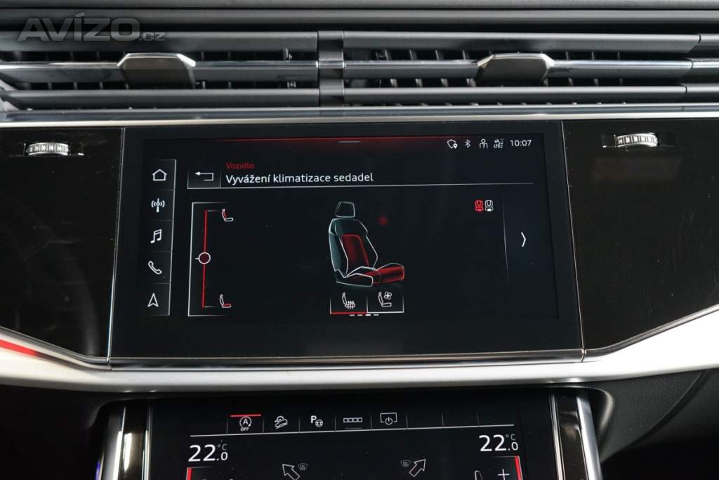 Foto inzerátu Audi Q8 50 TDI*MASÁŽ*NEZ.TOP*PANO*B&O