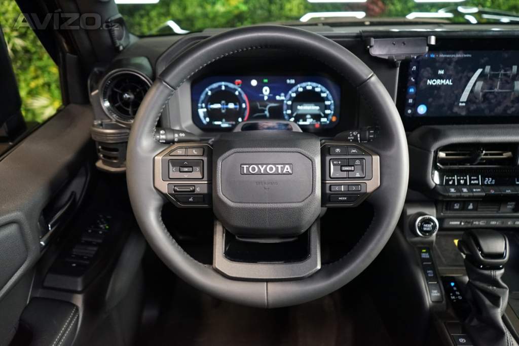 Foto inzerátu Toyota Land Cruiser EXECUTIVE*NEZ.TOP*360*HUD*JBL