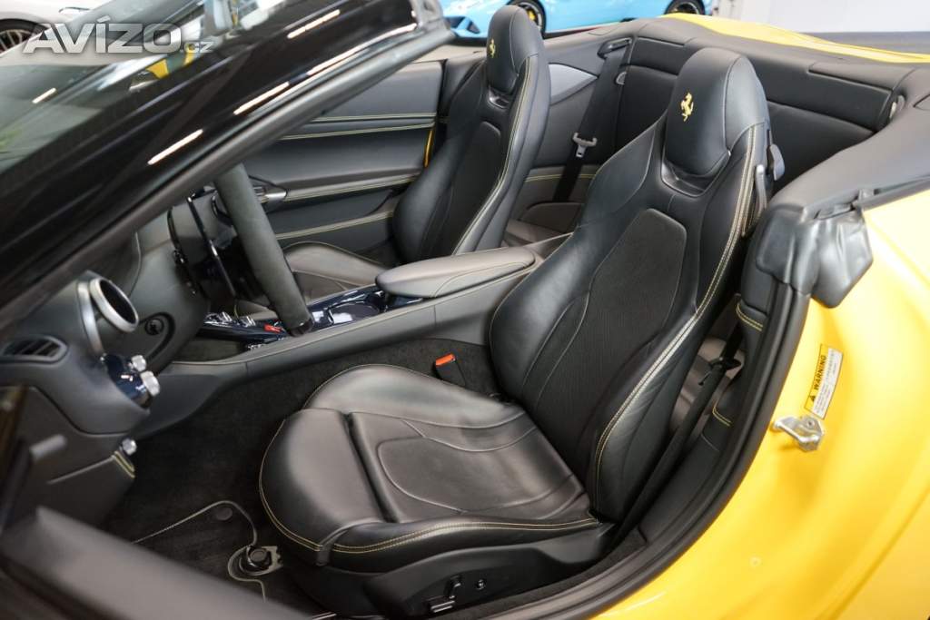 Foto inzerátu Ferrari Portofino TWO-TONE*BLUE CARBON*GIALLO MO