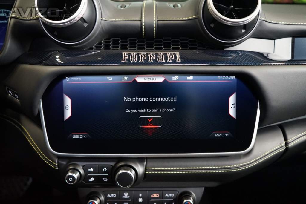 Foto inzerátu Ferrari Portofino TWO-TONE*BLUE CARBON*GIALLO MO