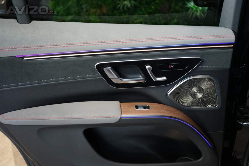 Foto inzerátu Mercedes-Benz EQS SUV*500*4M*PANO*360*ZÁRUKA*