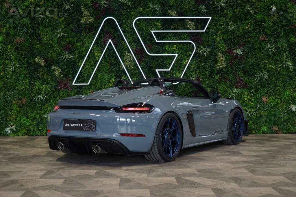 Foto inzerátu Porsche 718 SPYDER RS*WEISSACH*CARBON*PDLS