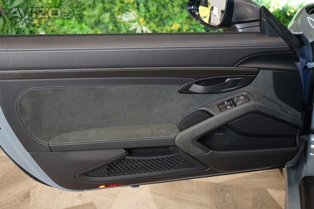 Foto inzerátu Porsche 718 SPYDER RS*WEISSACH*CARBON*PDLS