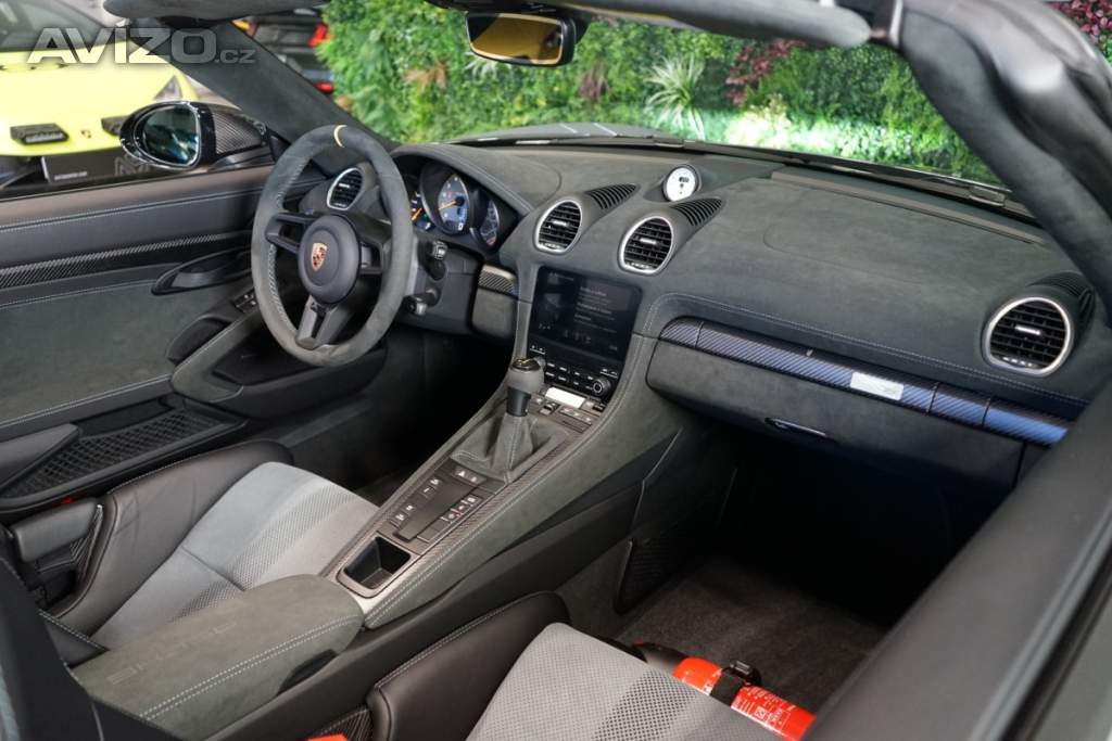 Foto inzerátu Porsche 718 SPYDER RS*WEISSACH*CARBON*PDLS