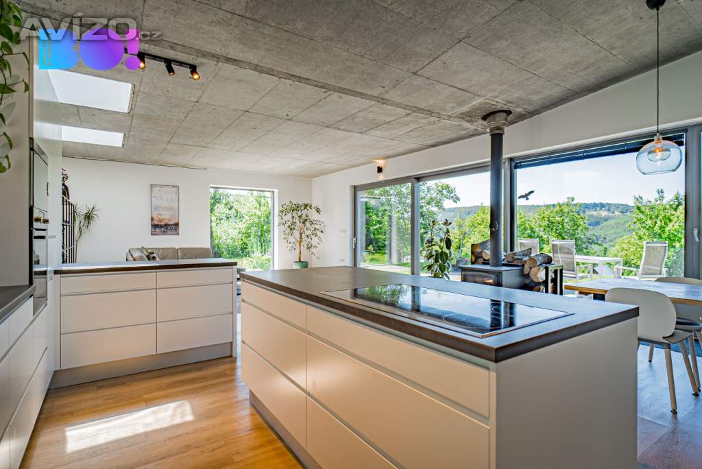 Foto inzerátu Prodej vily 196 m², pozemek 6 428 m², Na Trojáku, Rajnochovice