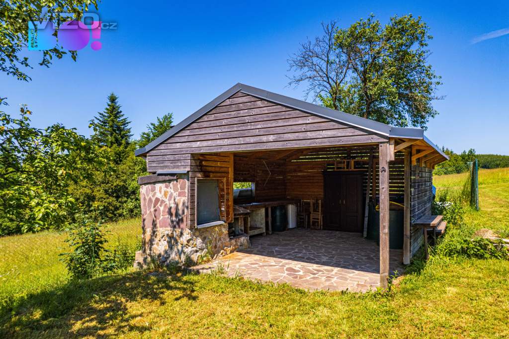 Foto inzerátu Prodej vily 196 m², pozemek 6 428 m², Na Trojáku, Rajnochovice