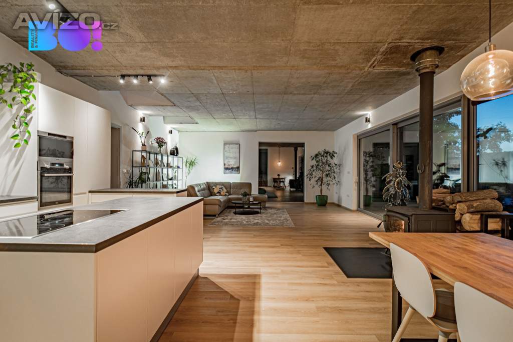 Foto inzerátu Prodej vily 196 m², pozemek 6 428 m², Na Trojáku, Rajnochovice