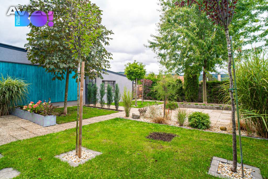 Foto inzerátu Prodej rodinného domu 277 m², pozemek 809 m², Hranice IV-Drahotuše