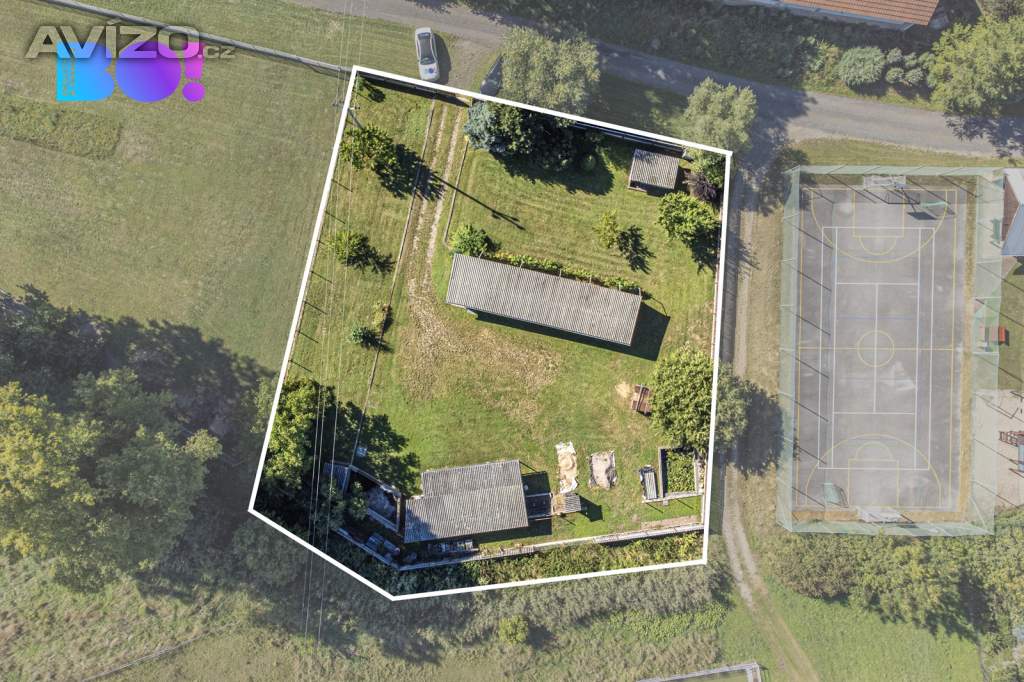 Prodej pozemku určeného k bydlení, 1 563 m², Zadražany - Nepolisy okres Hradec Králové