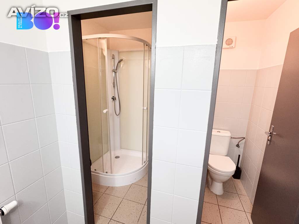 Foto inzerátu Pronájem kanceláře 260 m² – ul. Zubatého Praha 5