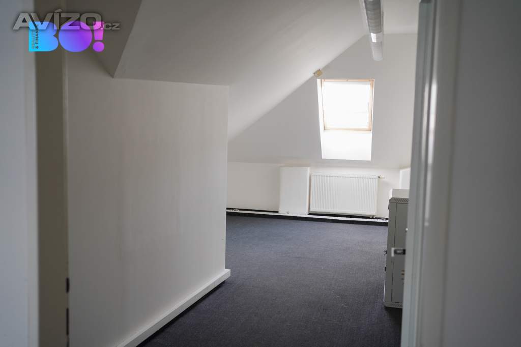 Foto inzerátu Pronájem kanceláře 120 m² + sklad 17,6 m², ul. Zubatého Praha 5