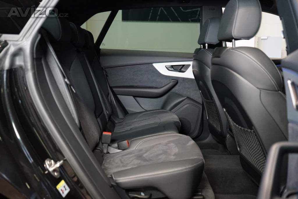 Foto inzerátu Audi Q8 QUATTRO*OLED*NEZ.TOP*ACC
