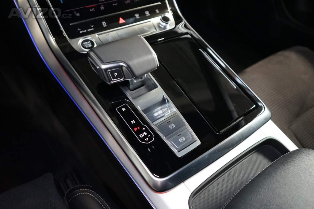 Foto inzerátu Audi Q8 QUATTRO*OLED*NEZ.TOP*ACC