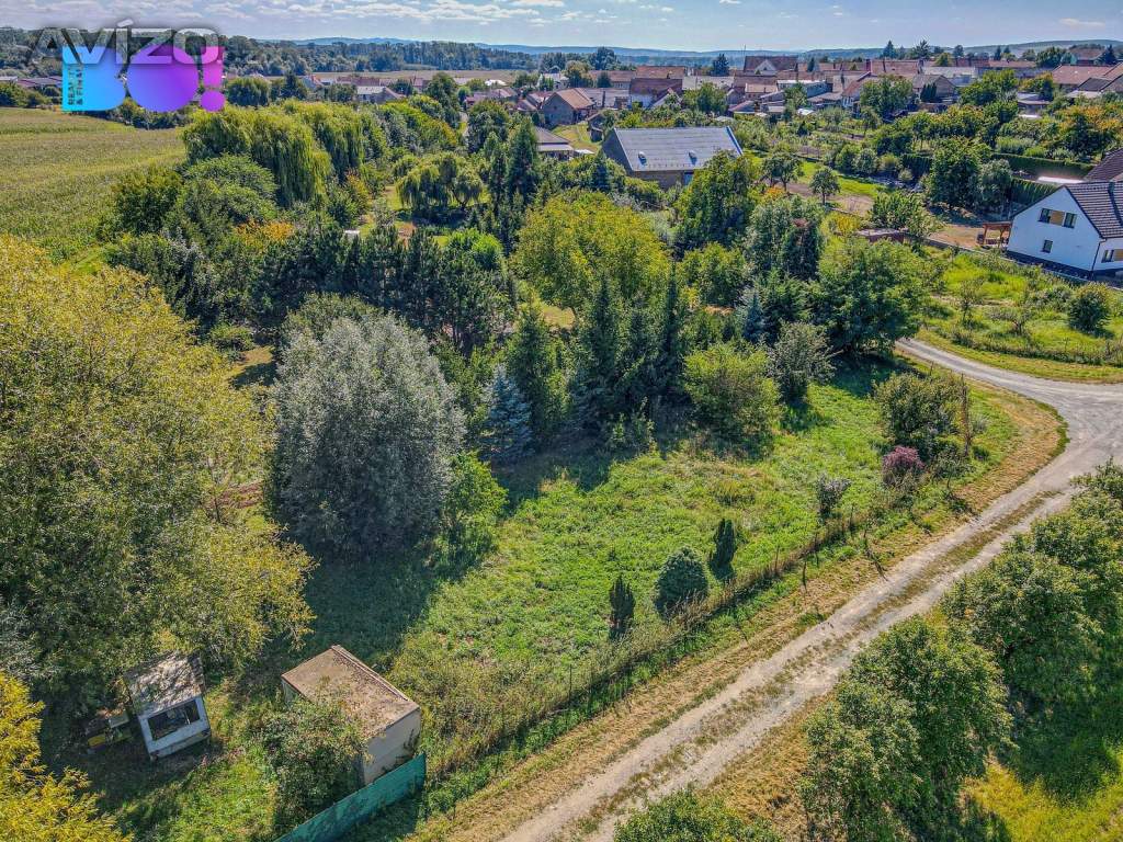 Foto inzerátu Prodej stavebního pozemku 1000 m², Trávník, Kroměříž