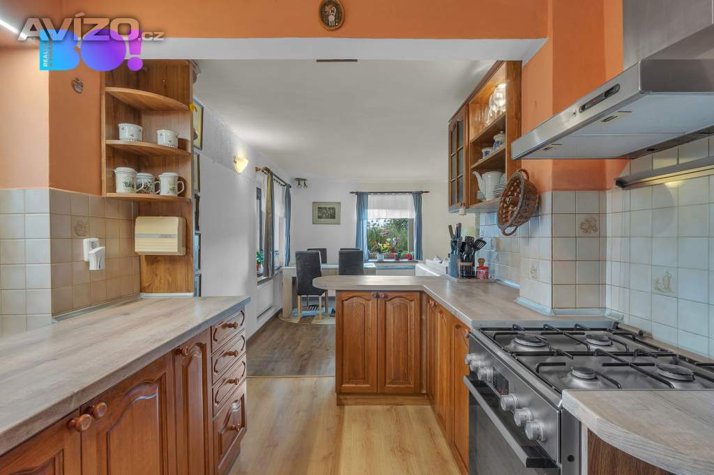 Foto inzerátu Prodej rodinného domu 3+1 a restaurace, ulice Na Výsluní, Chrudim