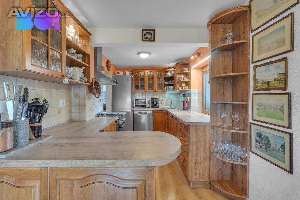 Foto inzerátu Prodej rodinného domu 3+1 a restaurace, ulice Na Výsluní, Chrudim