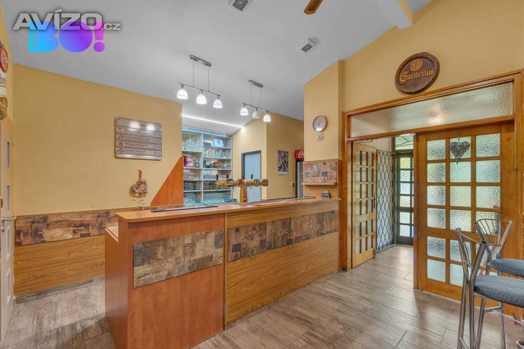 Foto inzerátu Prodej rodinného domu 3+1 a restaurace, ulice Na Výsluní, Chrudim