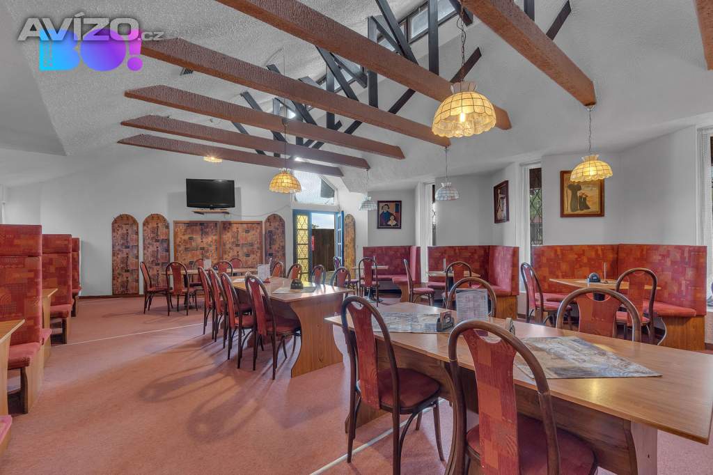 Foto inzerátu Prodej restaurace a rodinného domu 3+1, ulice Na Výsluní, Chrudim