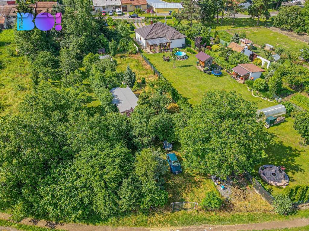 Foto inzerátu Prodej zahrady s chatkou, 1113 m², Bezměrov, okres Kroměříž