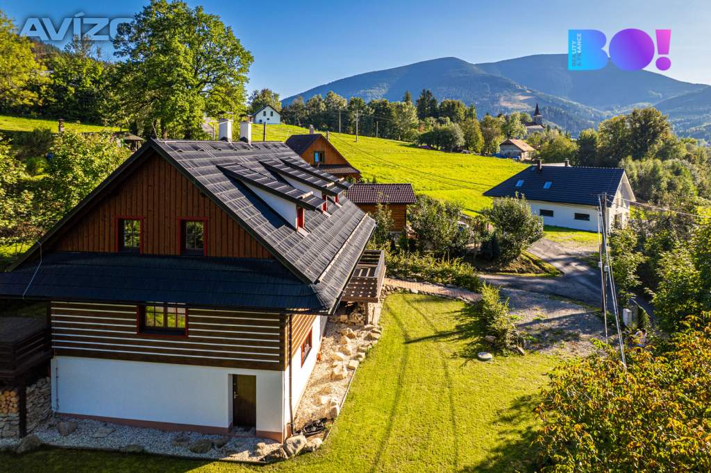 Foto inzerátu Prodej krásné novostavby v tradičním beskydském stylu - Ostravice