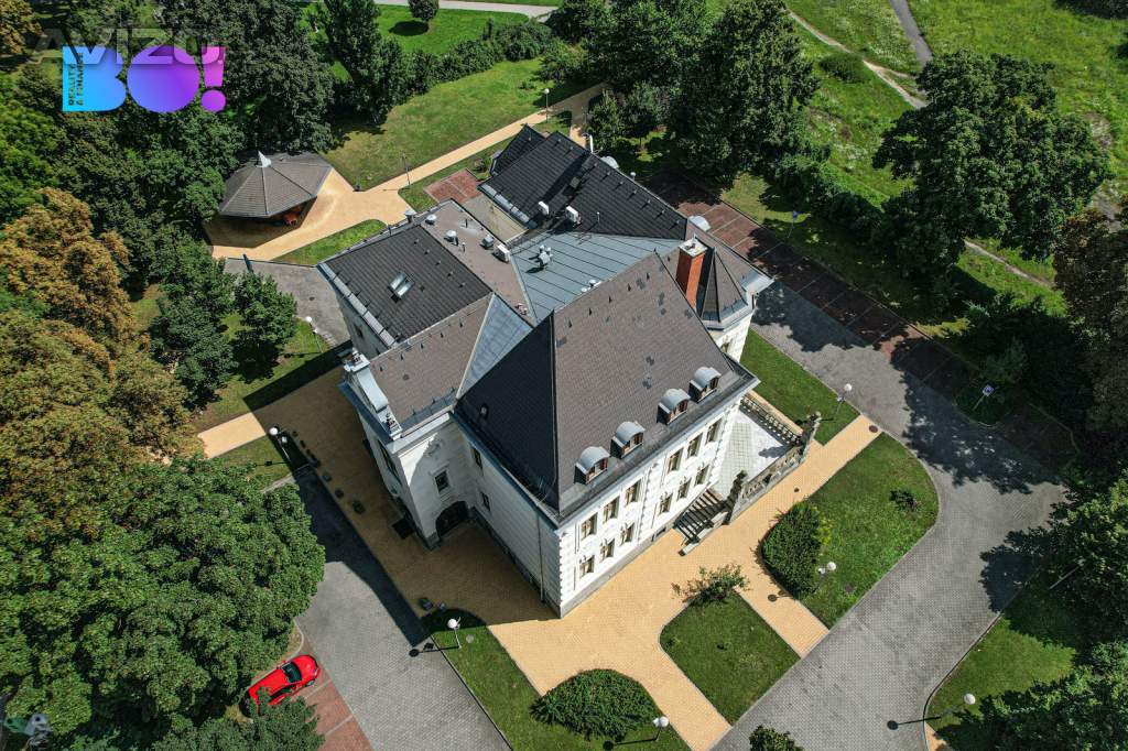 Foto inzerátu Prodej prvorepublikové vily, Frýdek - Místek