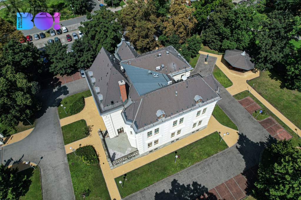 Foto inzerátu Prodej prvorepublikové vily, Frýdek - Místek