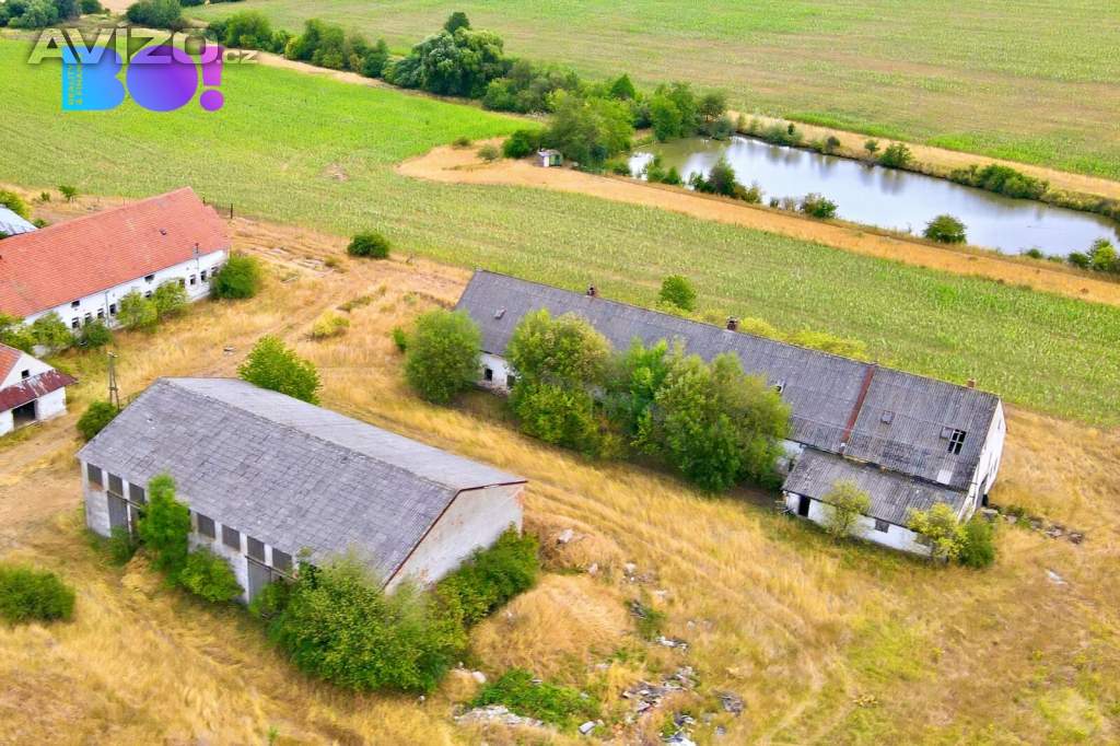 Foto inzerátu Prodej zemědělského areálu 32 709 m², Vícenice u Dolních Lažan, okres Třebíč