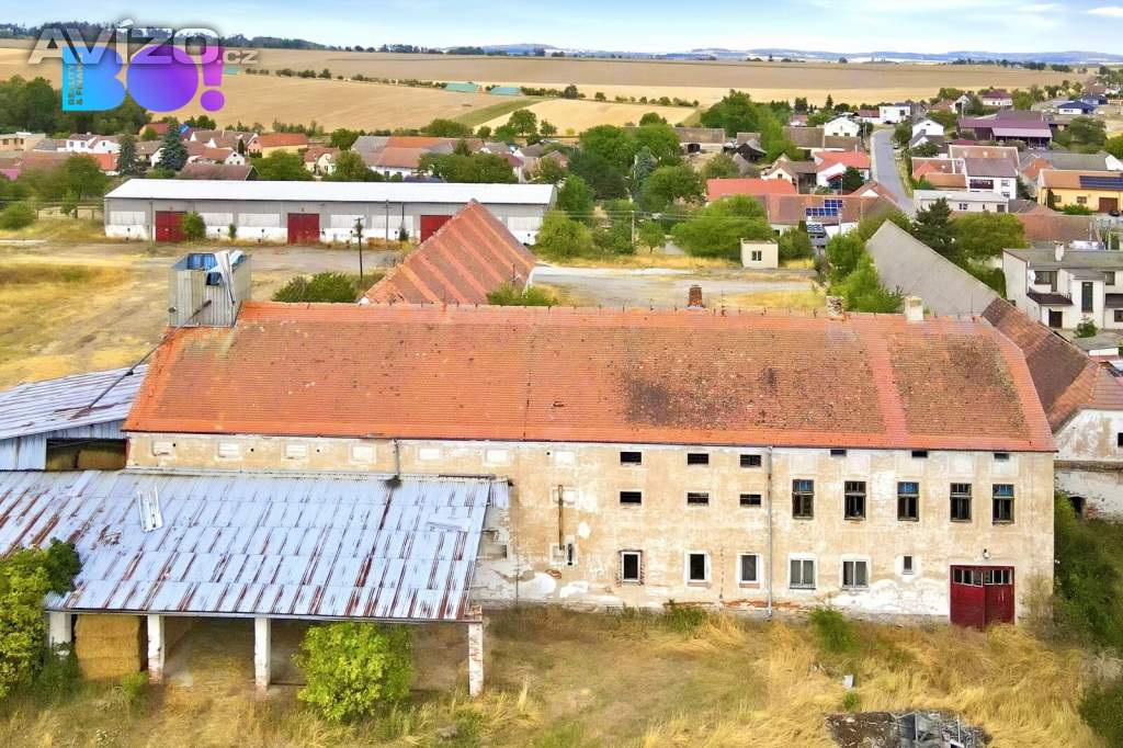 Foto inzerátu Prodej zemědělského areálu 32 709 m², Vícenice u Dolních Lažan, okres Třebíč