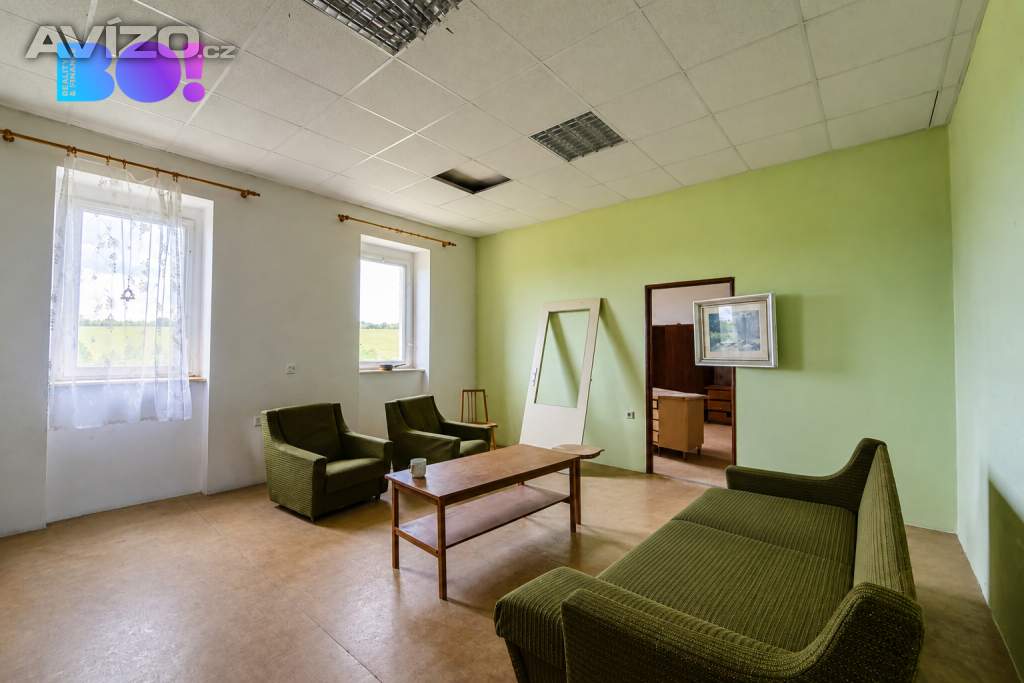 Foto inzerátu Prodej zemědělského areálu 32 709 m², Vícenice u Dolních Lažan, okres Třebíč