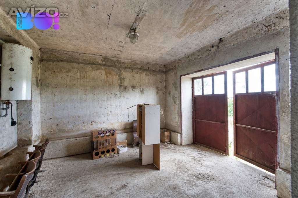 Foto inzerátu Prodej zemědělského areálu 32 709 m², Vícenice u Dolních Lažan, okres Třebíč
