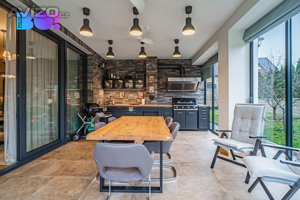 Foto inzerátu Prodej rodinného domu 6+kk, 543 m², pozemek 1009 m², Stará Huť u Dobříše