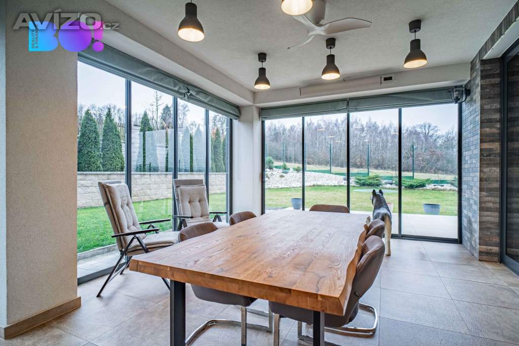 Foto inzerátu Prodej rodinného domu 6+kk, 543 m², pozemek 1009 m², Stará Huť u Dobříše
