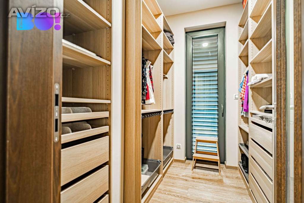 Foto inzerátu Prodej rodinného domu 6+kk, 543 m², pozemek 1009 m², Stará Huť u Dobříše