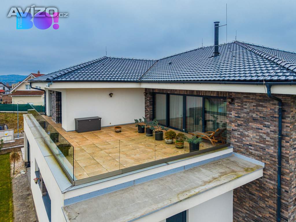 Foto inzerátu Prodej rodinného domu 6+kk, 543 m², pozemek 1009 m², Stará Huť u Dobříše